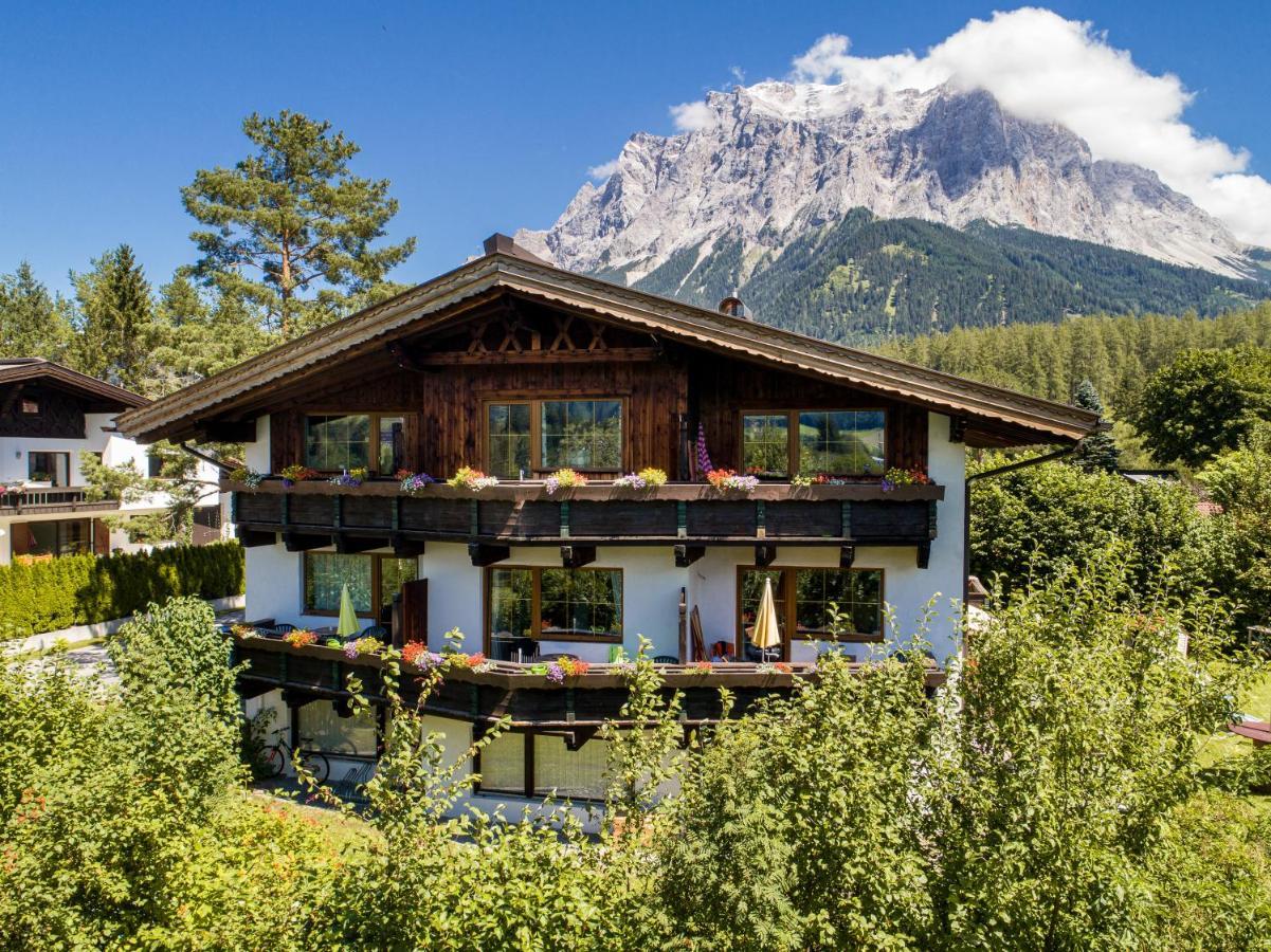Tyrol Appartements Ehrwald Exterior photo