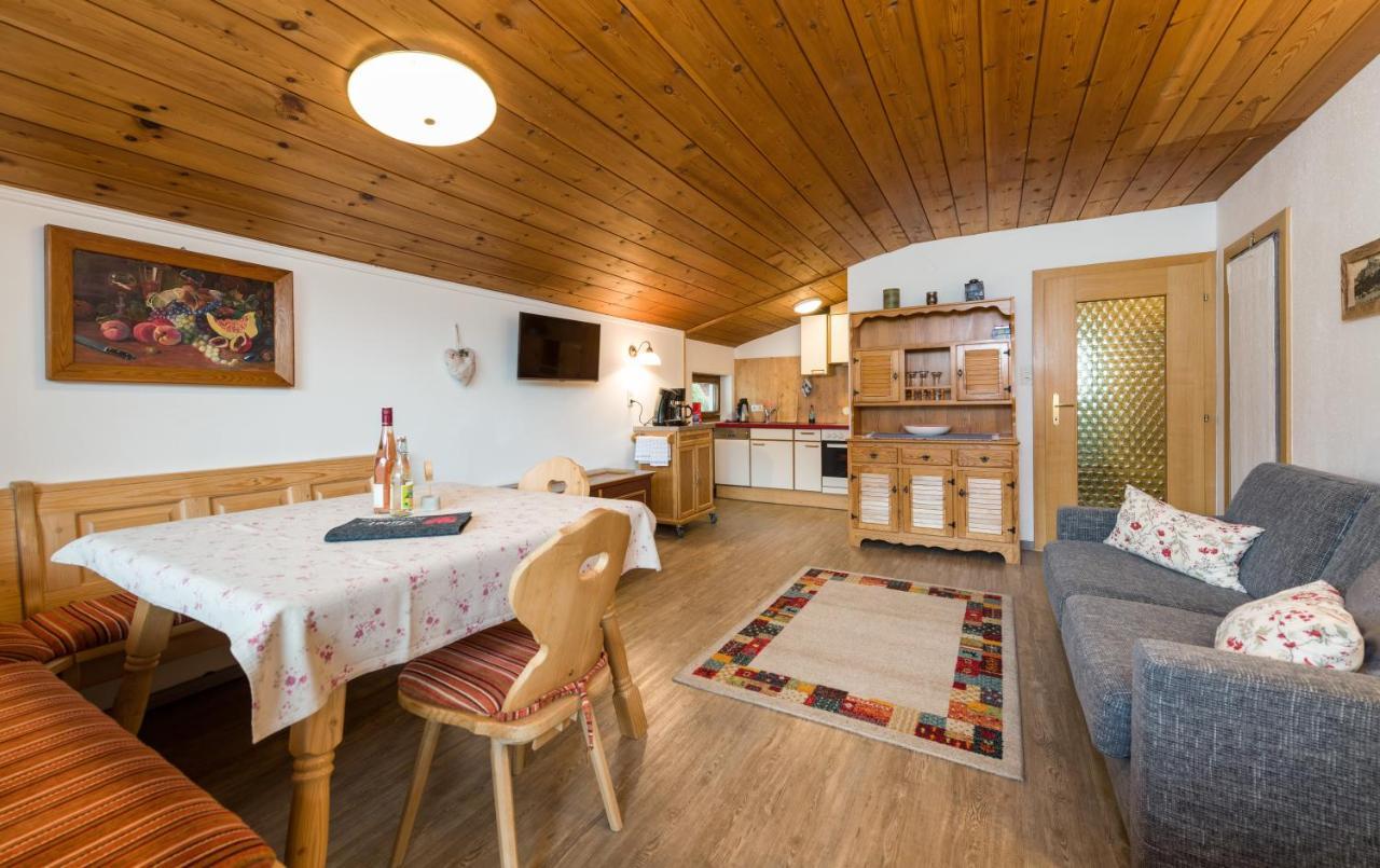 Tyrol Appartements Ehrwald Exterior photo