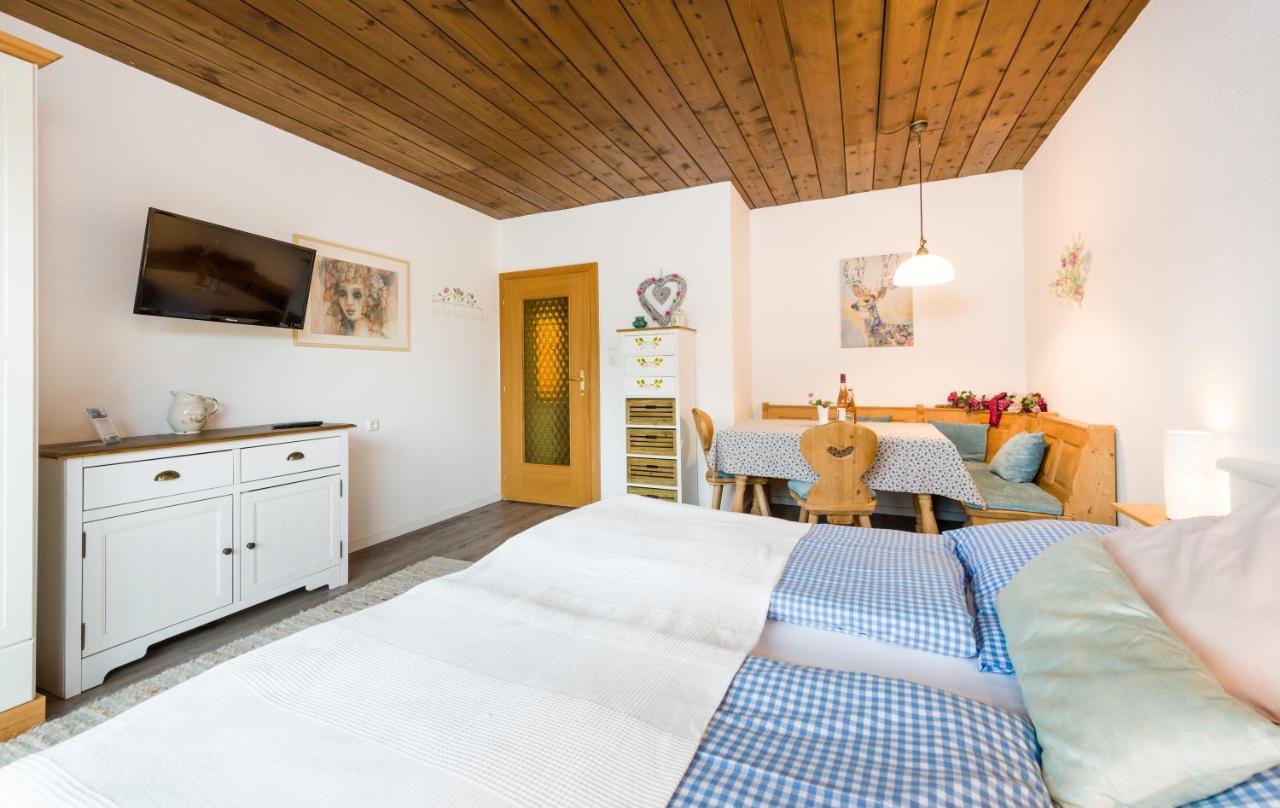 Tyrol Appartements Ehrwald Exterior photo