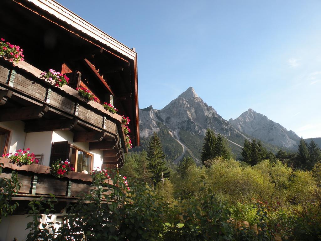 Tyrol Appartements Ehrwald Exterior photo